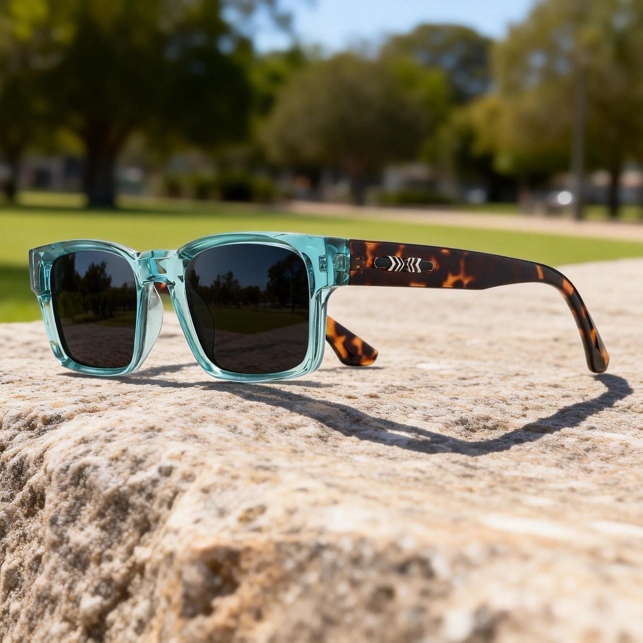 Retro Punk Square Sunglasses – UV400 Unisex Shades for Outdoor & Casual Wear